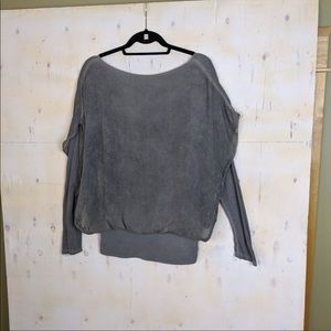 Classy women’s blouse!